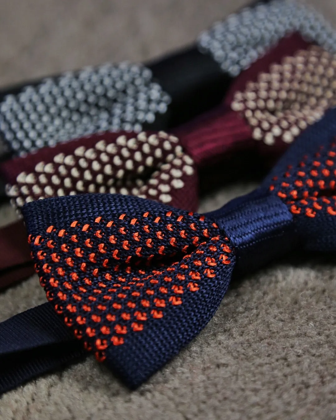 DCLIC Briller Knitted Bow Tie - Burgundy